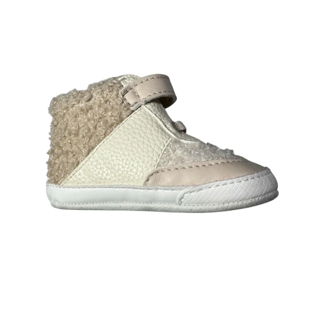 NWT New Mayoral Ecru 9795 BABY SPORTS BOOTS Size 18 (7 - 9 Months)